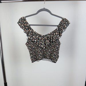 Cropped Ruffles Top